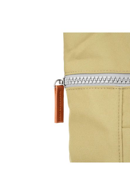 Huvudbild Roka Ryggsäck Finchley A medium khaki